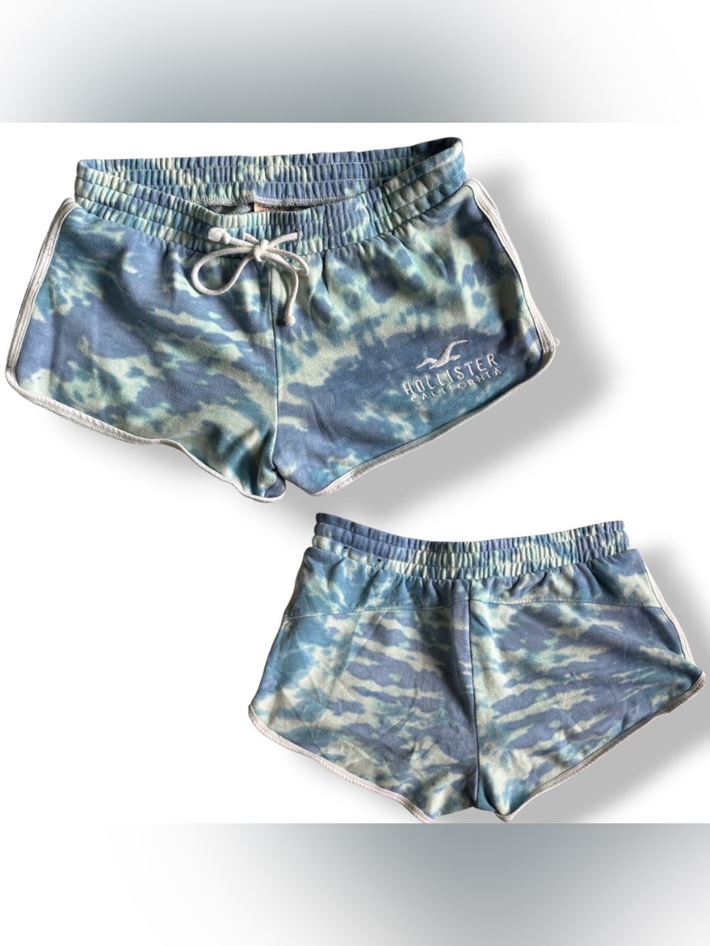 Hollister Fleece Dolphin Shorts Bundle Small Tie Dye Blue & White Contrast 2 Pk - Picture 3 of 5